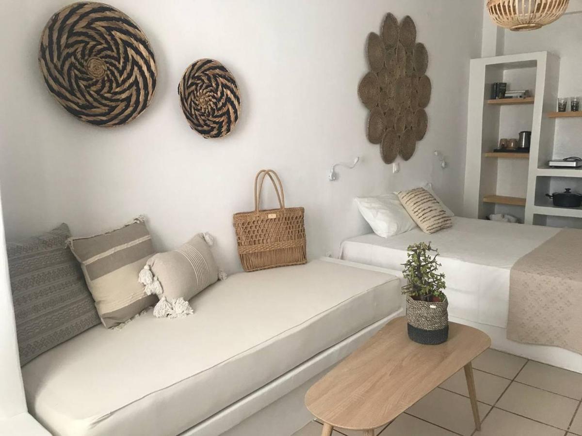 Morpheus Rooms Кіні Екстер'єр фото